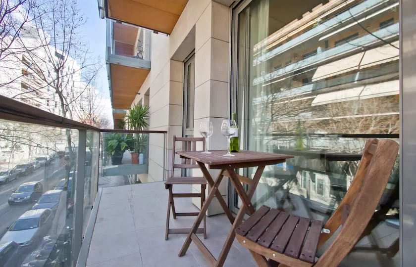 TANGER JAZZ POBLENOU BEACH & POOL - Image 1