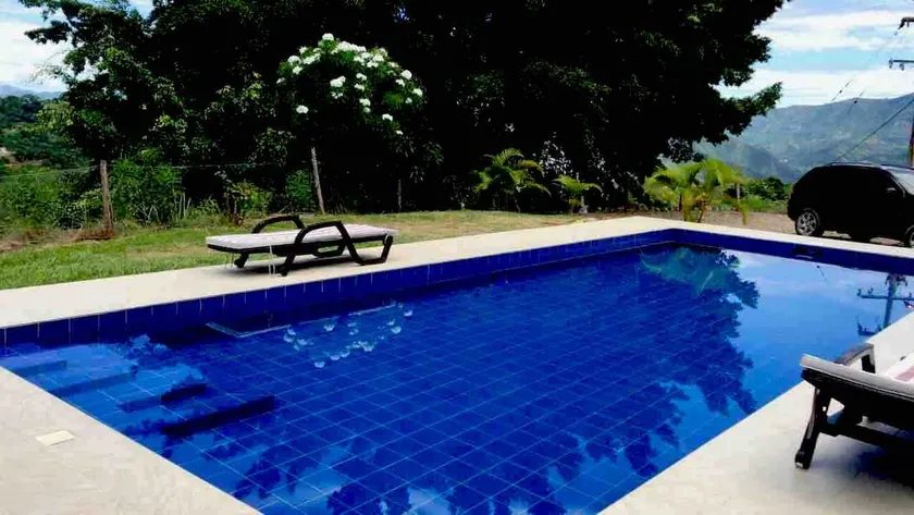 California/Vista/PAZ, Nature, Pool/12 people. - Image 1