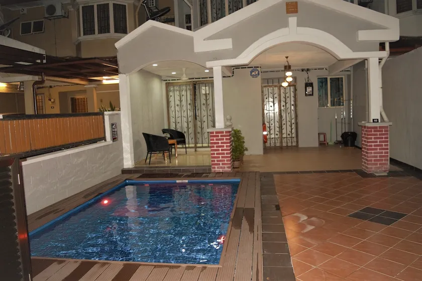 Gallery@7Homestay - Image 1