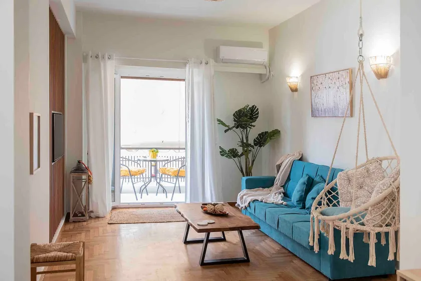 Athenian comfortable home - Image 1