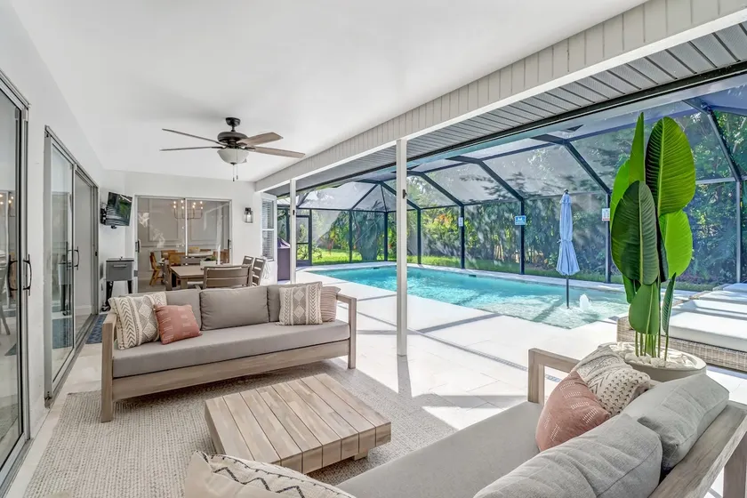 Lux Oasis | HTD Pool•10 min Beach and 5th Ave•Crib - Image 1