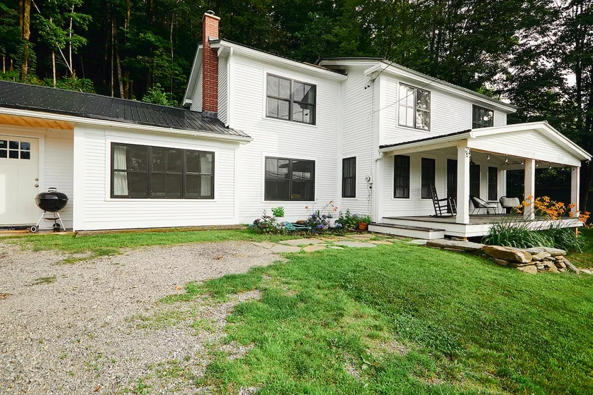 Stowe Village - Beautiful Family Friendly Home Walkable to Dining and Shopping - Image 1