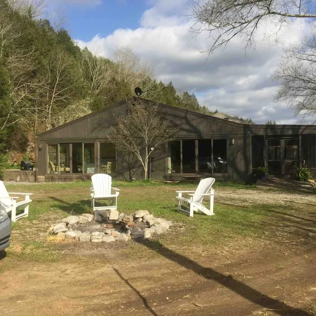 Rural Kentucky River Palisades Cabin/Past Distilry - Image 1