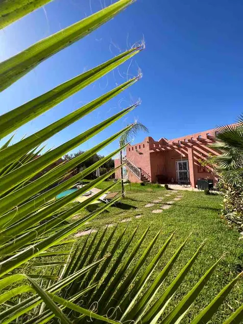 Quiet villa with pool in Marrakech - Image 1