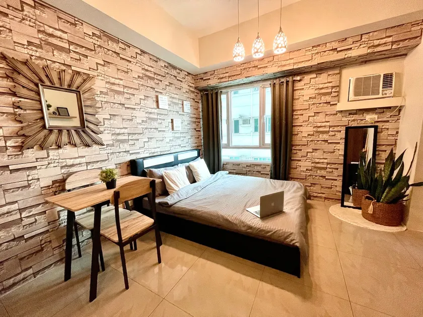 Selah Suite 2701 at The Beacon Makati - Image 1