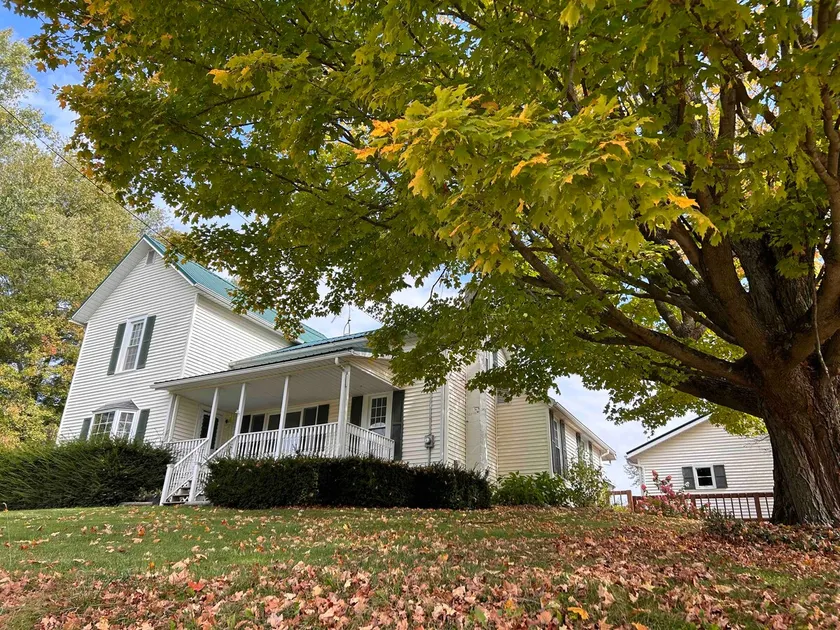 The Longhorn Lodge - Image 1