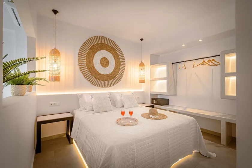 FAMILY SUITE WITH GARDEN VIEW - Image 1