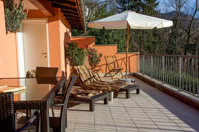 Attika-Studio with huge Lakeview-Terrace - Image 1