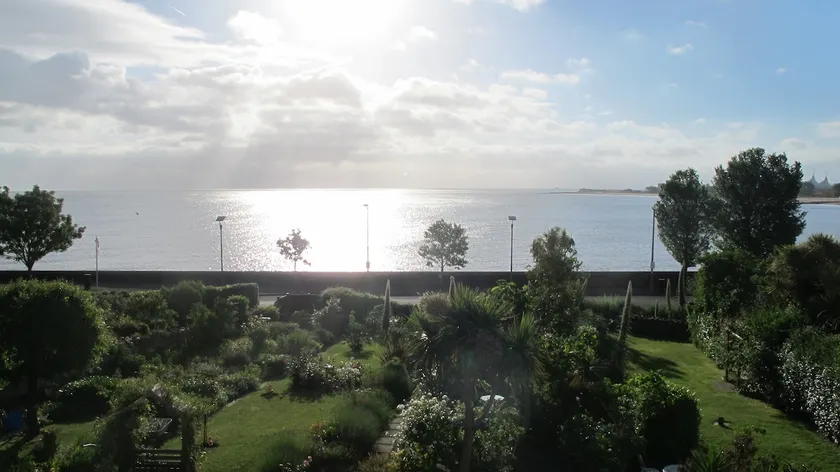 Coastguard Cottage - Image 1