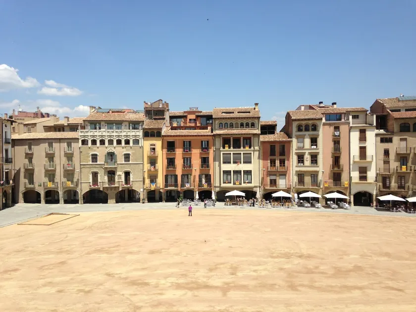 Vicus 1 Apartments with views of Vic's Plaza Mayor - Image 1