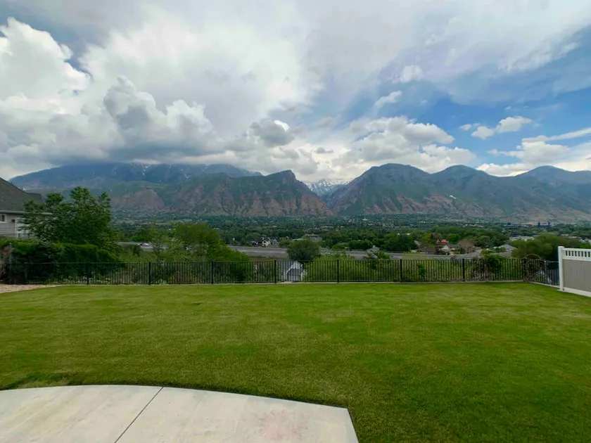 Beautiful Orem home with breathtaking views! - Image 1
