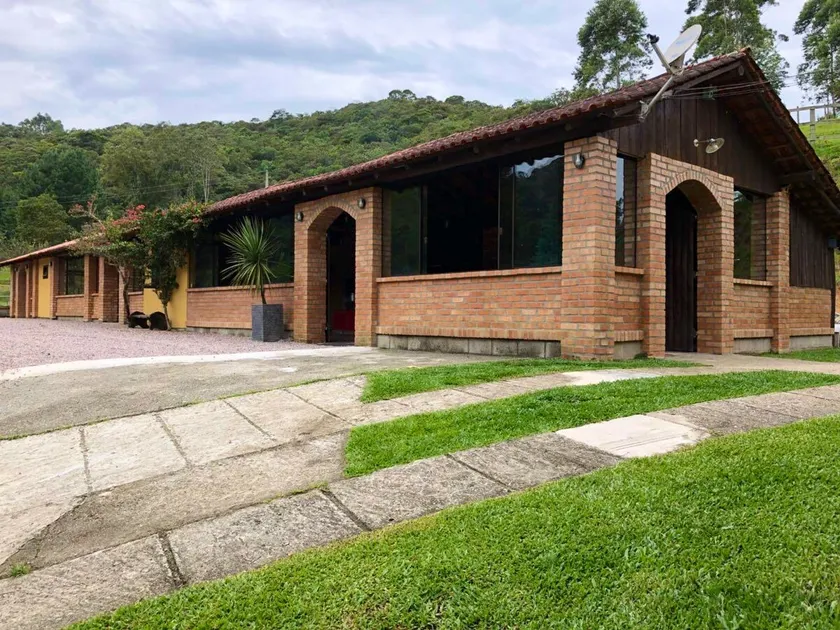 Country House in São Pedro. A Taste of the Farm - Image 1