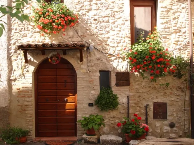 La Rua - Sotto L'Arco agritourism accommodation - Image 1