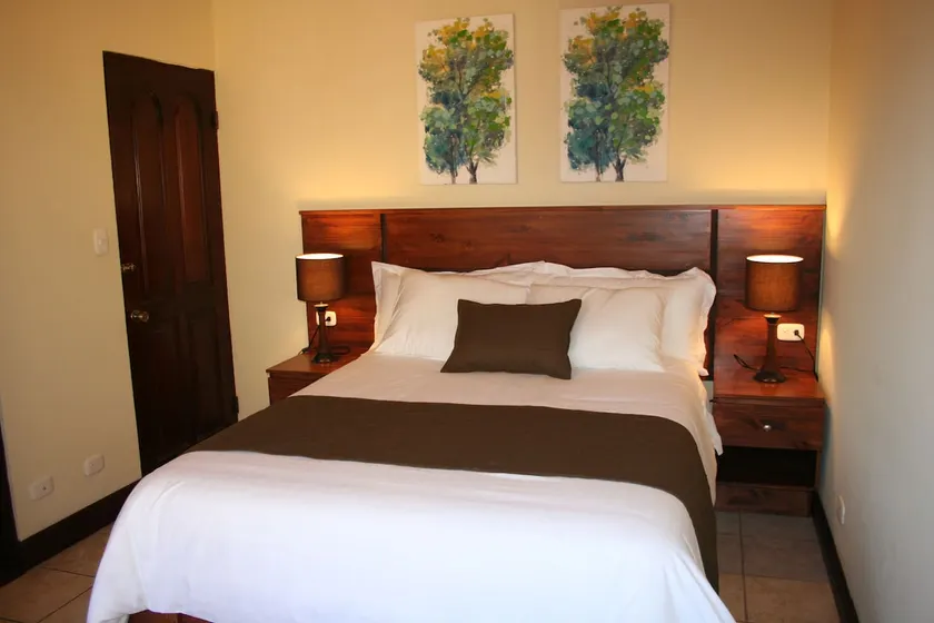 Apartment Escazu, air conditioning, Wi-Fi, parking - Image 1