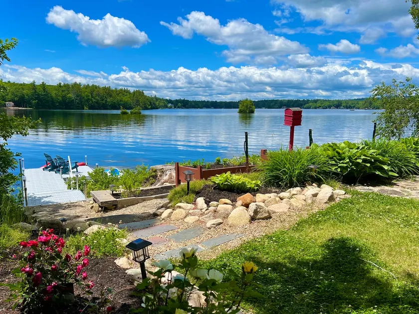 ☀ Fox & Loon lake house: hot tub/pedal boat/kayaks - Image 1