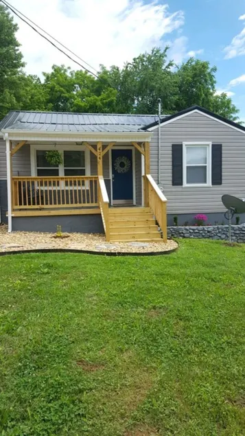 Stunning & Very Comfortable 2 Bedroom Home - Image 1