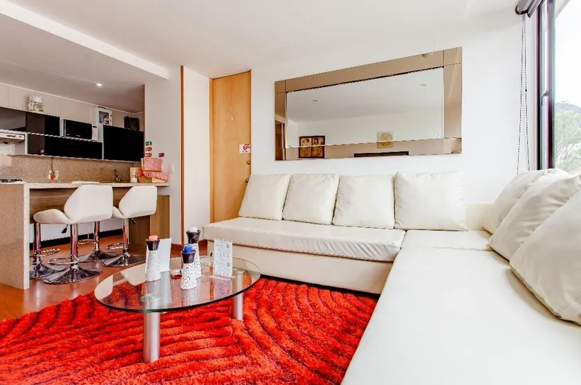 Luxury Apartment Chapinero Bogotá with King Bed - Image 1