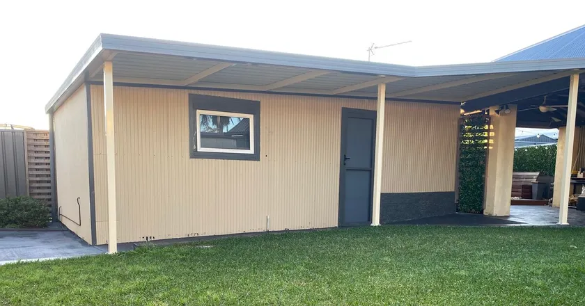 Self Contained Backyard Studio Guesthouse(1 night) - Image 1