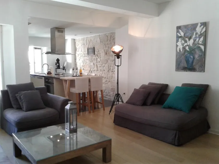 Right in the historic center very quiet cocoon apartment 2 air-conditioned bedrooms - Image 1