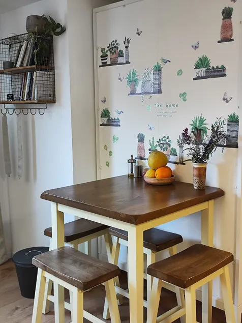 Mosh's place - Image 1