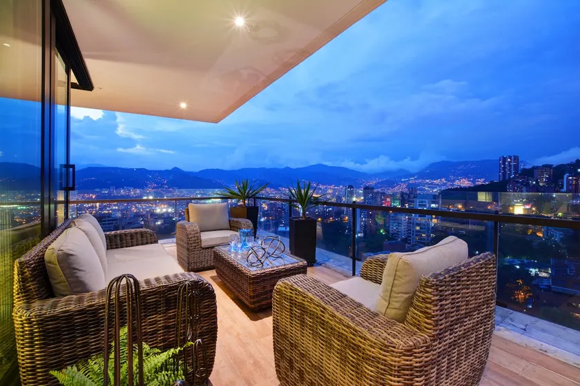➪LUXURY 2 BED/2 BATH - ENERGY LIVING (APT 1303) ★ - Image 1