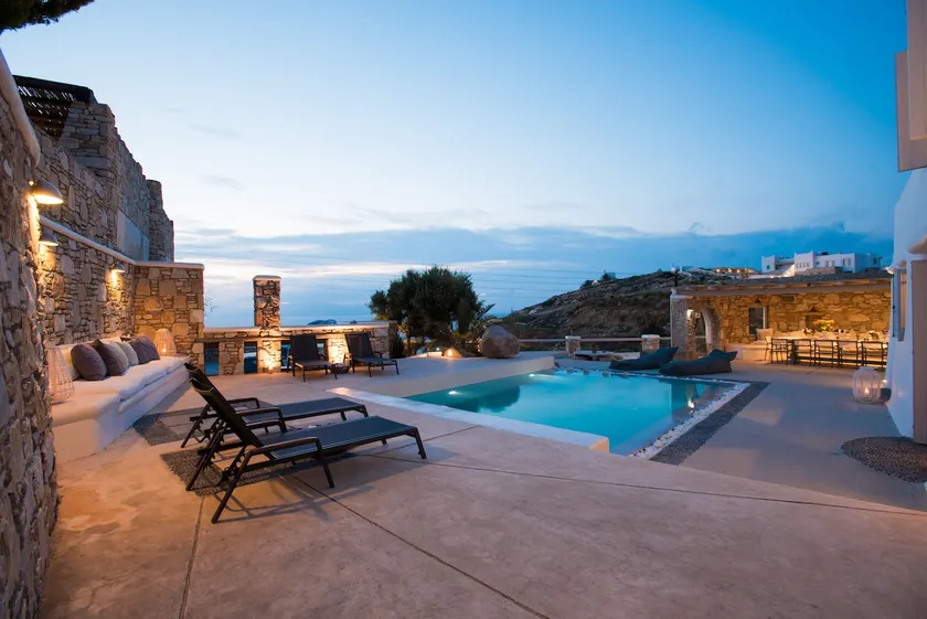 Mykonos Cloud White Villa - Image 1