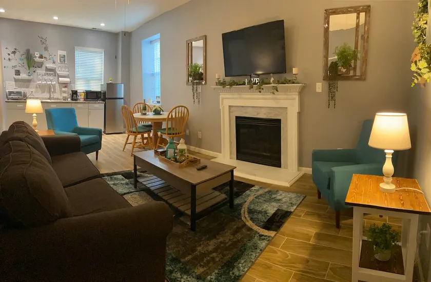 Modern Rustic near Concord Speedway/Cabarrus Arena - Image 1
