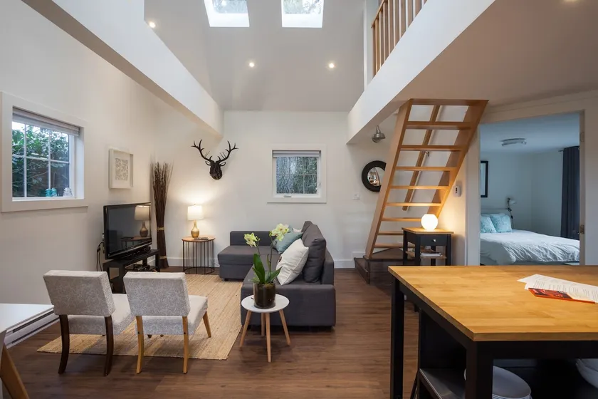Oakleigh Cottage - Image 1