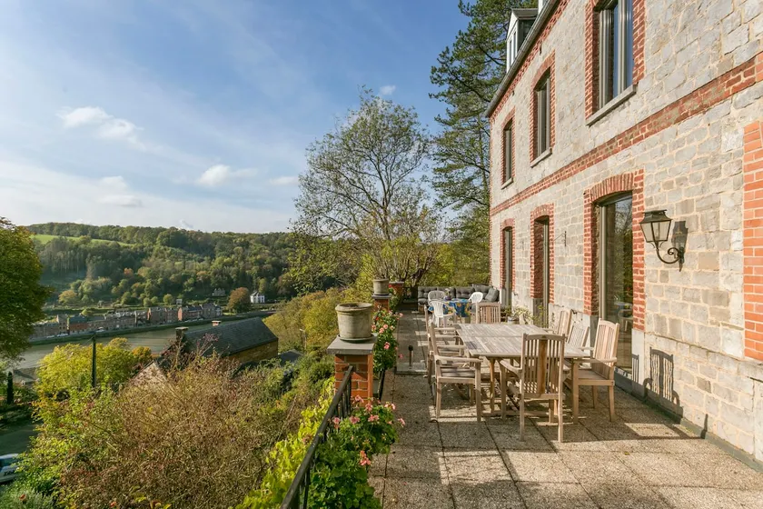 The ”Mountain”, quiet and natural next to Dinant - Image 1