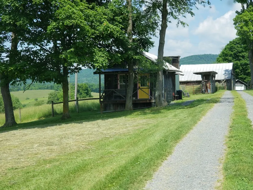 Mill House scenic farm views minutes to Lewisburg - Image 1