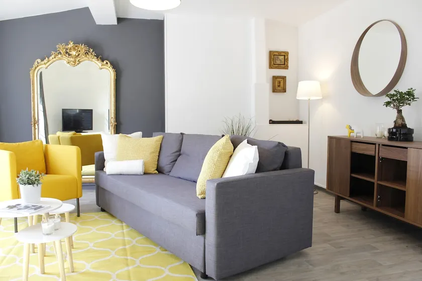 Maison BACOU Apartment 'Vue Cité Médiévale' C2 - Image 1