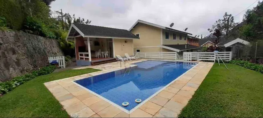 Cozy in Teresópolis with a private pool - Image 1