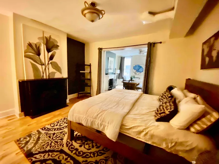 #5 King Suite | Perfect for Night Shift & Student - Image 1