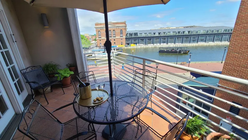 Waterfront GEM - HUGE HOME for FAM/WORK/FUN! - Image 1
