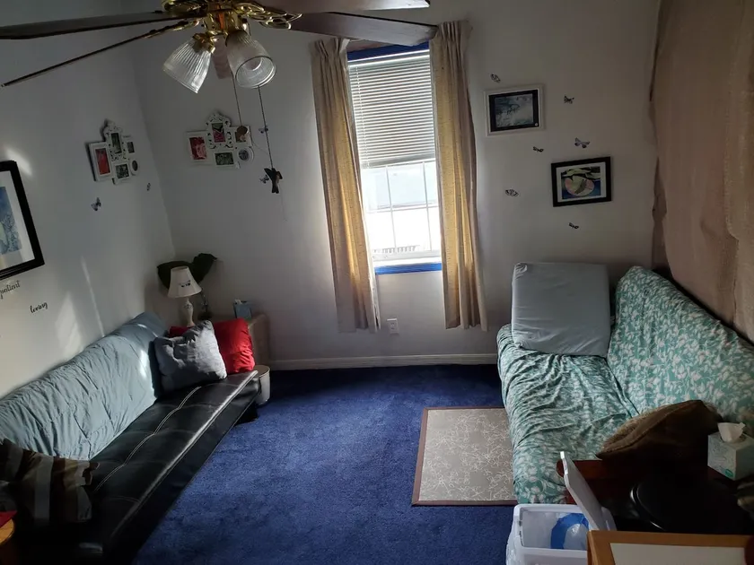 County Cottage - Image 1