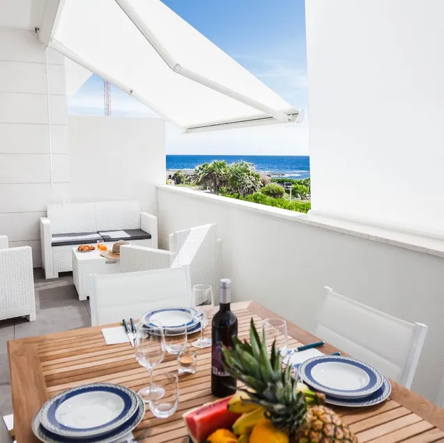 Calabona's promenade apartment - Image 1