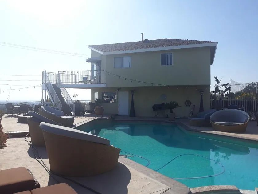 Cozy Vista Resort - Image 1