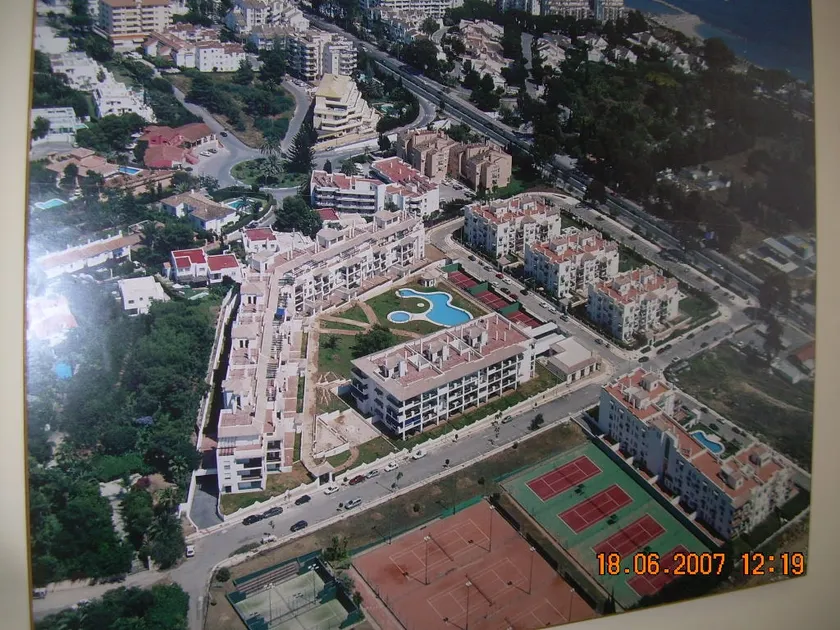 500 FROM BEACH LUXURIOUS APART - Image 1
