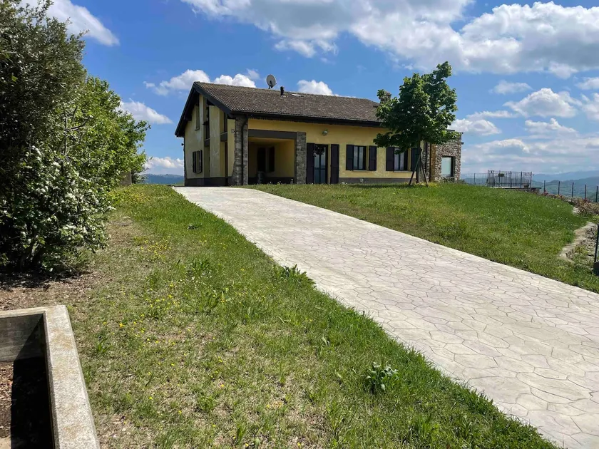 Villa Cavalieri in Verdignano - Image 1
