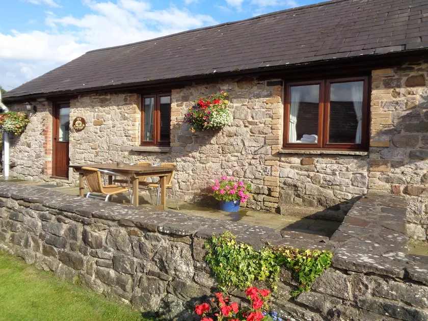 Ivy Cottage - Image 1