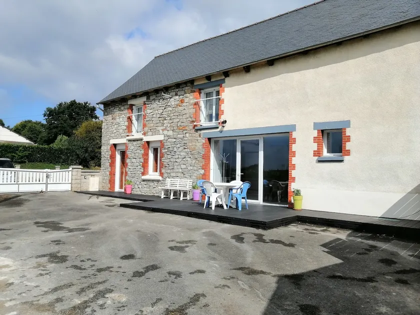 Country House - Image 1