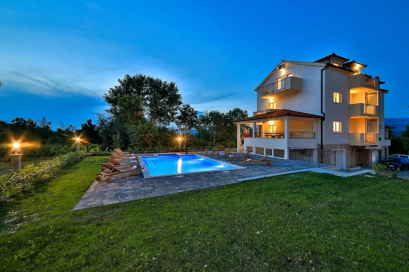 villa with pool on a large fenced plot - Image 1