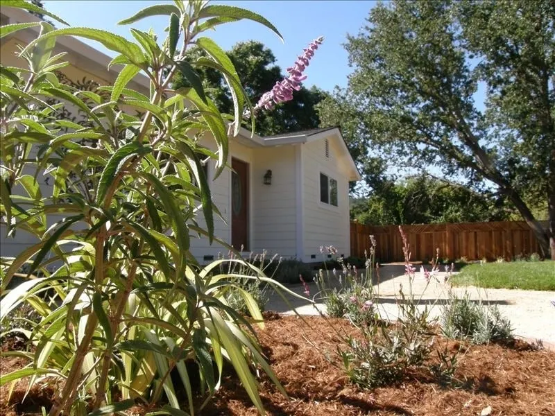 Romantic Wine Country Cottage - Image 1