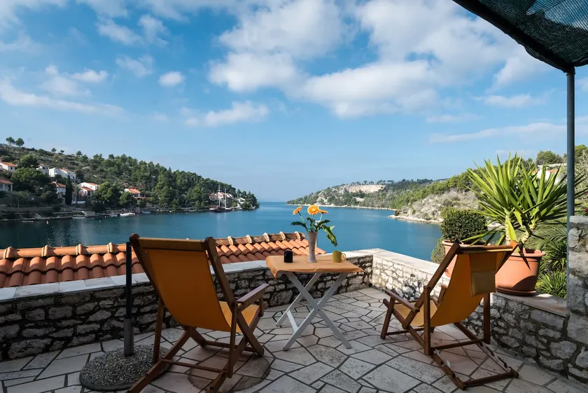 Paradise with Beach and stunning sunset views. - Image 1