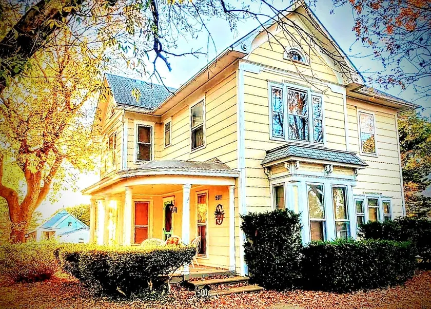 SONGBIRD... A Romantic & Inviting Victorian Abode - Image 1