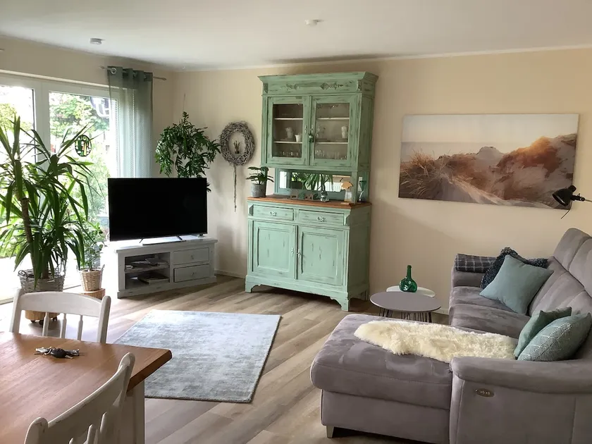 Bright friendly apartment + garden to feel good - Image 1