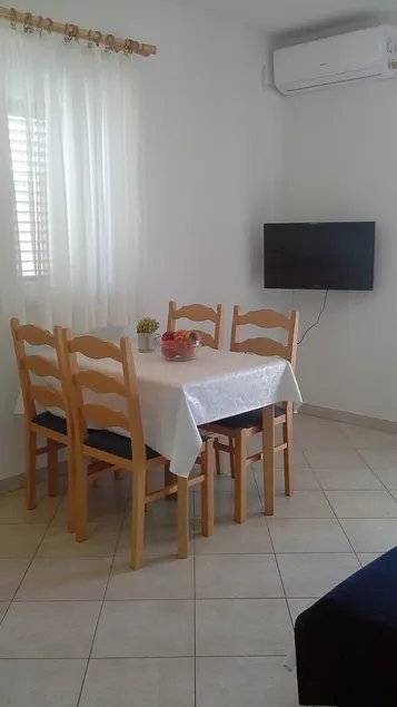 Apartmani Mariva - Image 1