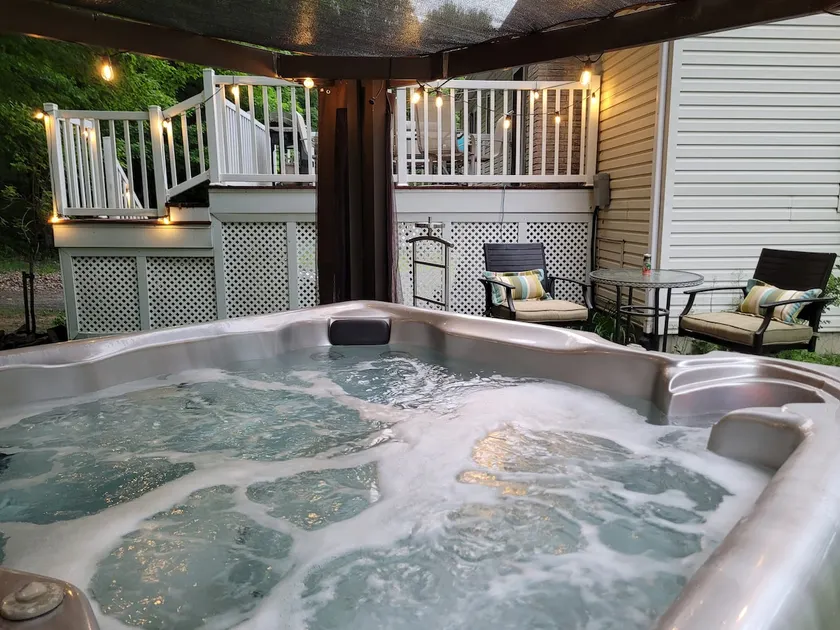 comfort, spa, countryside, space, privacy and nature - Image 1