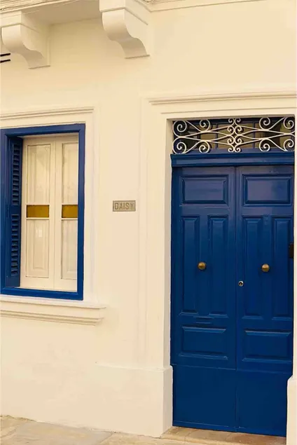 Typical Maltese Townhouse, Sliema w/ outdoor area - Image 1