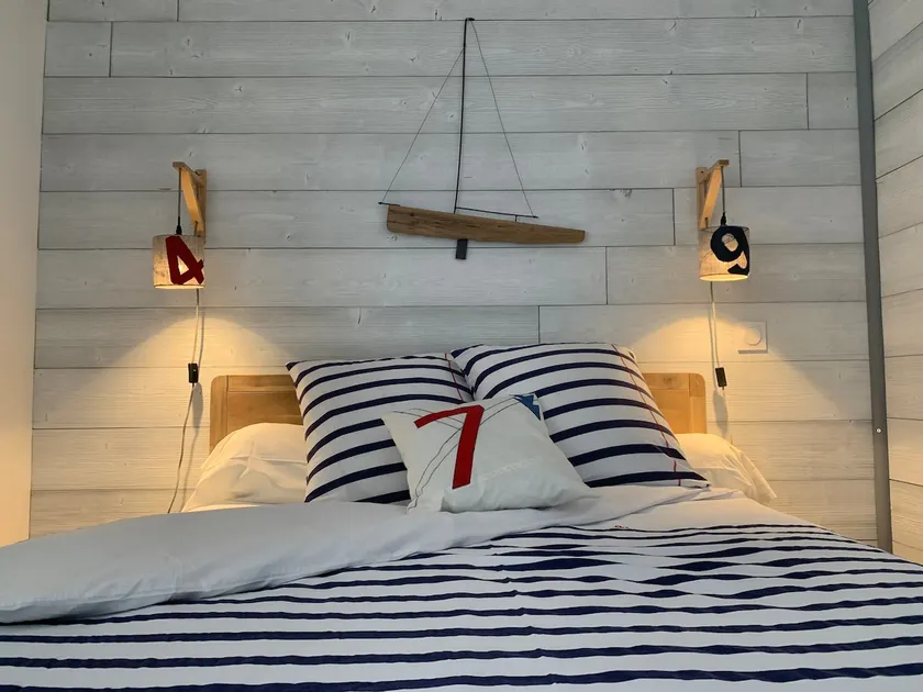 Private studio by Lake Eguzon - Image 1